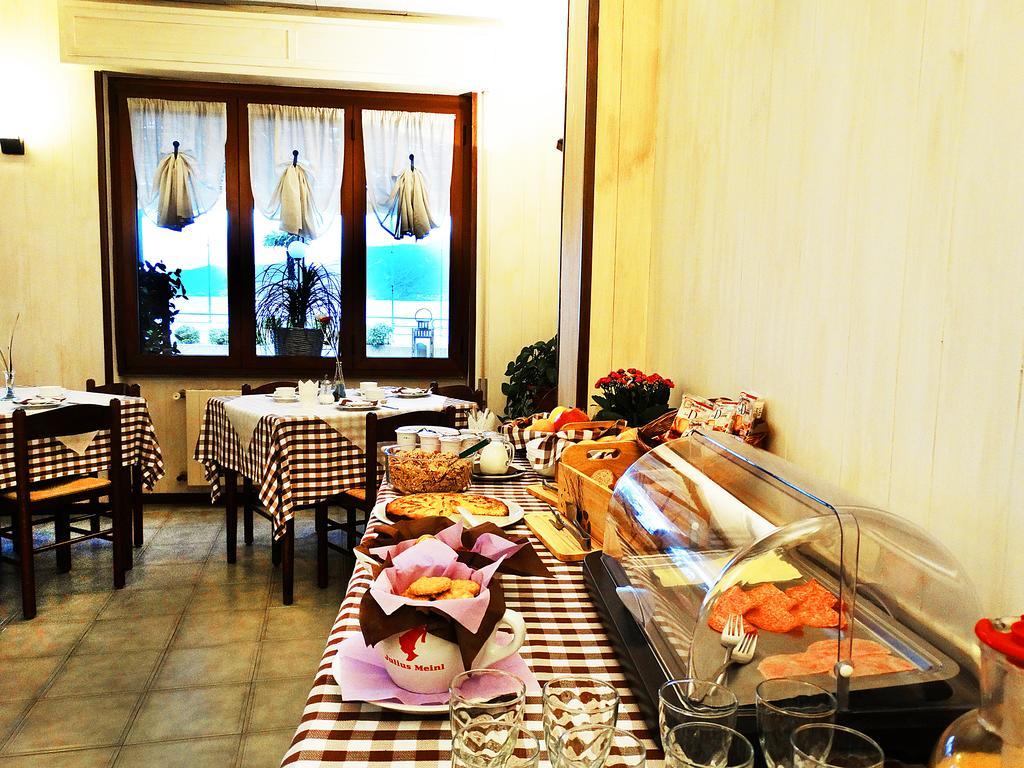 Hotel Milano Iseo Værelse billede